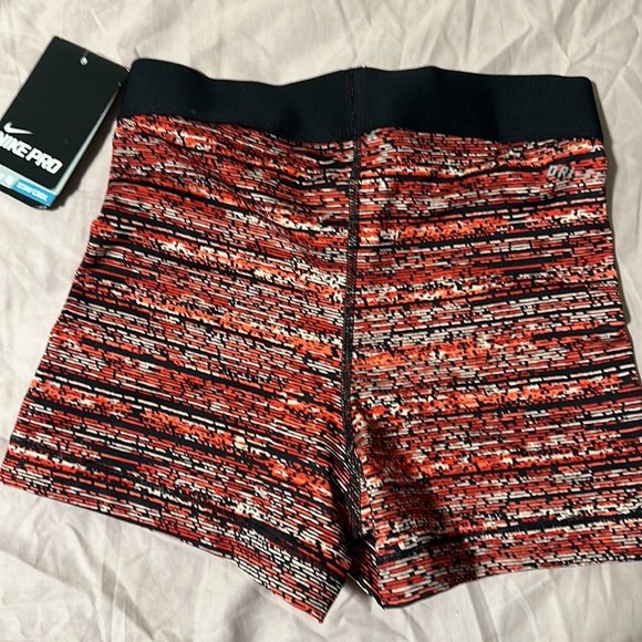 Nike Pro Shorts XS - Picture 2 of 3